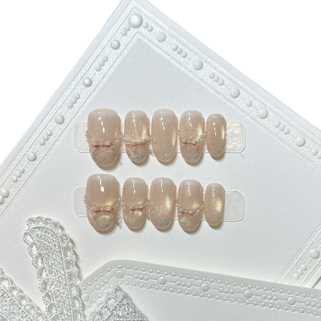 Press-On Nail Art Set with Elegant Bow Accents Stornfield