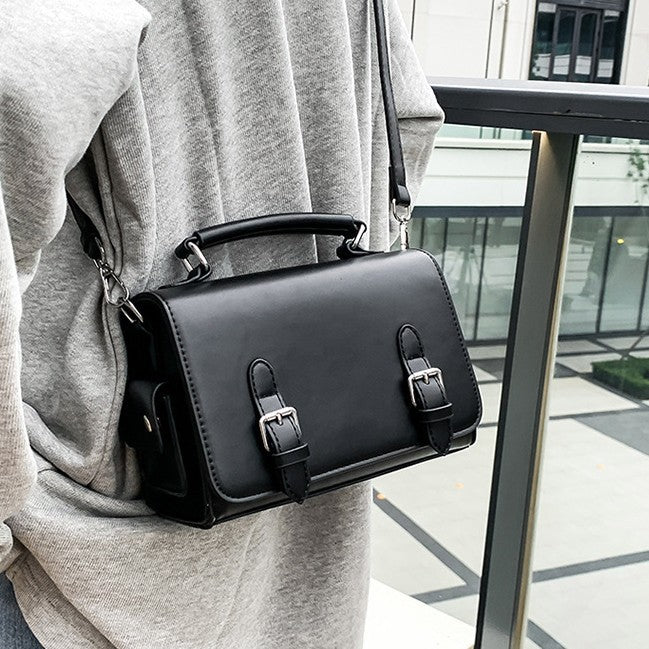 Elegant Handbag with Textured Design Stornfield