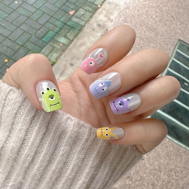 Fun-Themed Press-On Nail Art Set