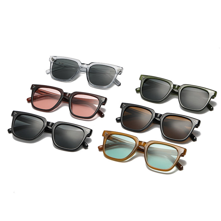 Women's sunglasses in modern square design with polarized lenses Stornfield
