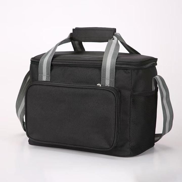 Cooling and transport bag with insulating inner lining Stornfield