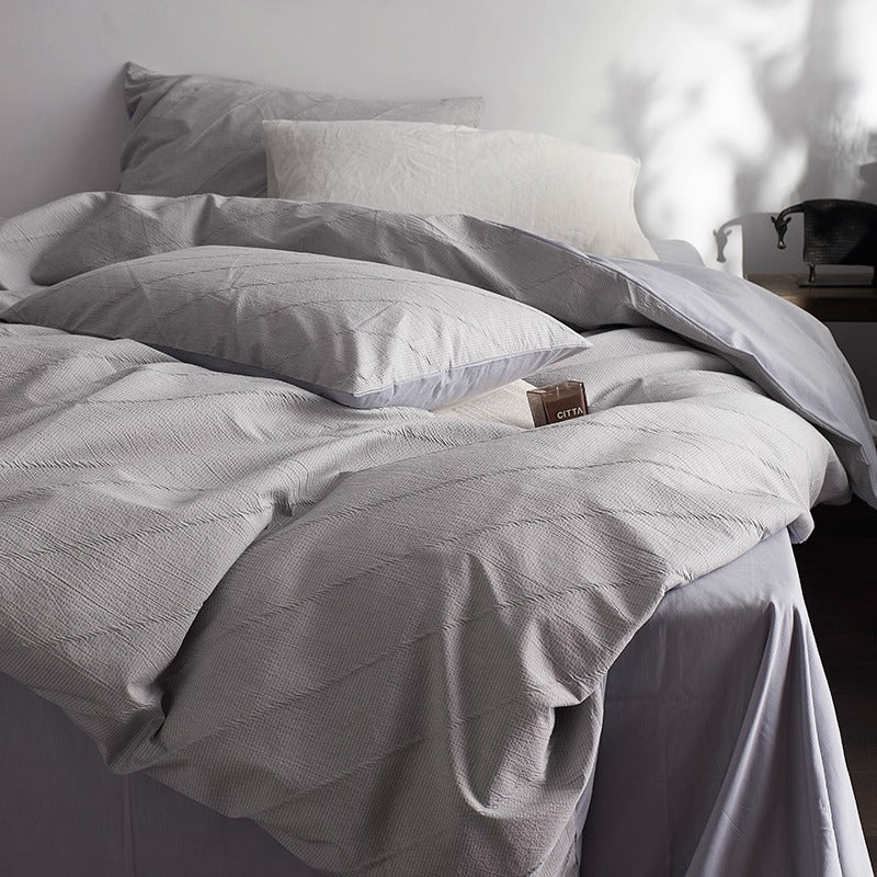 Quilted Cotton-Linen Striped Duvet Cover Set with Reversible Sateen Backing