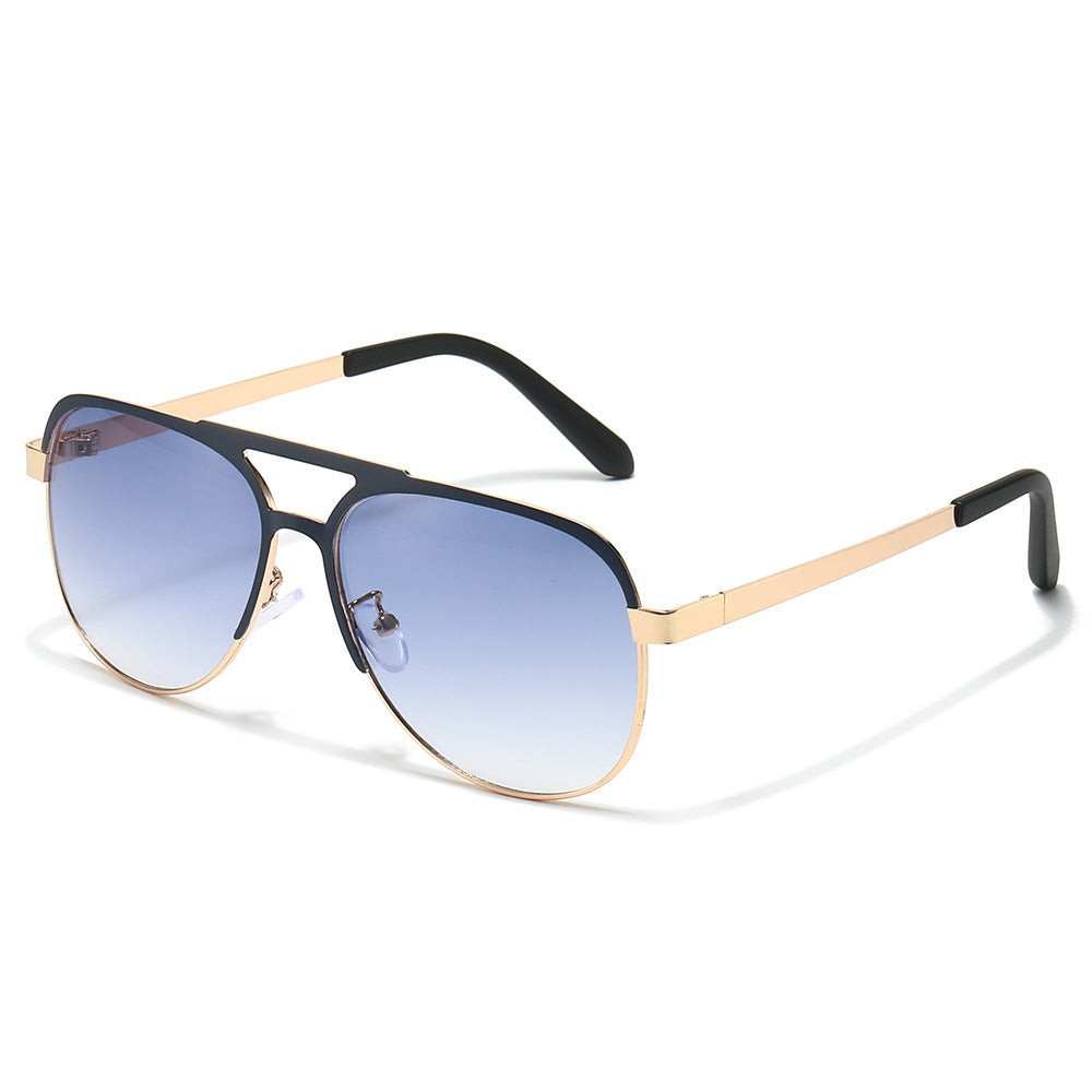 Luxurious Metal Frame Aviator Sunglasses Stornfield