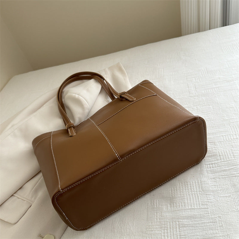 Elegant Structured Leather Tote Bag
