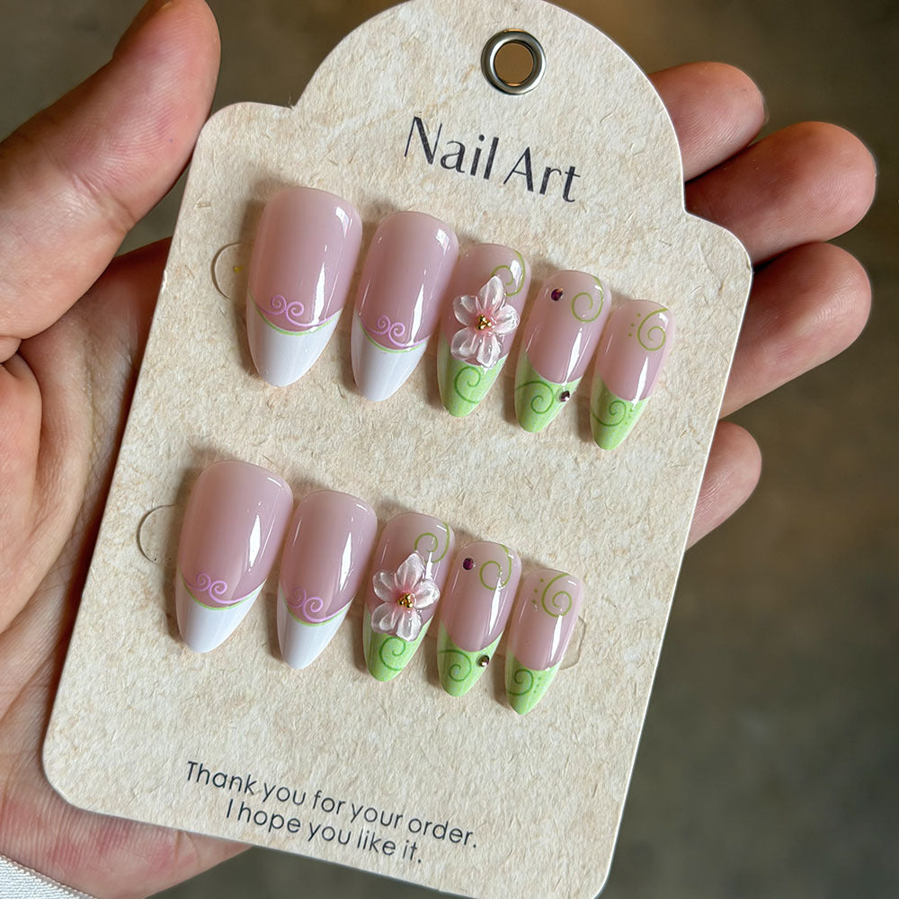 Artistic Floral-Accent Press-On Nail Set Stornfield