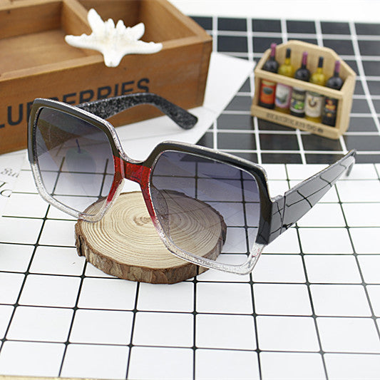 Ladies extravagant square sunglasses with unique design Stornfield