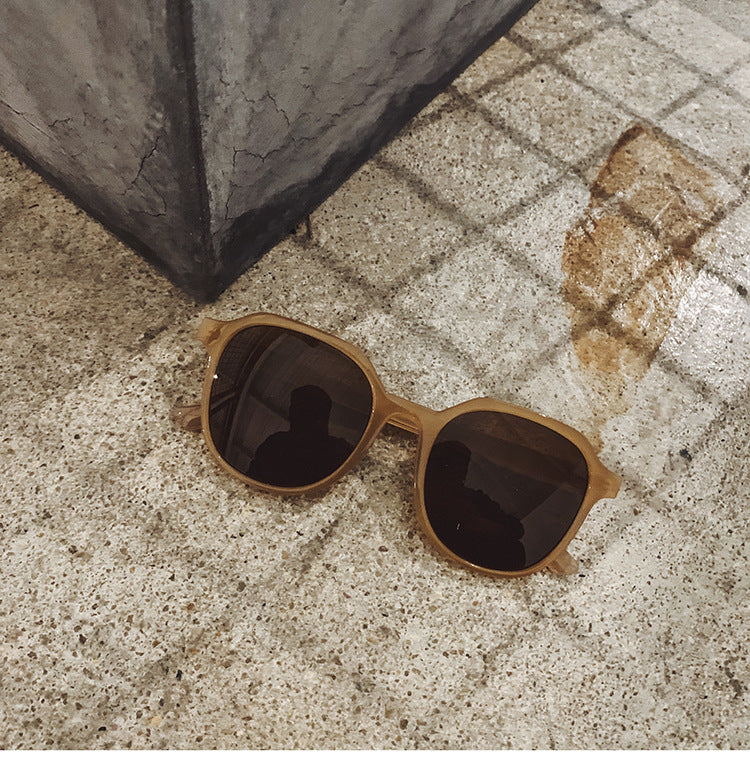 Fashionable sunglasses with square frame Stornfield