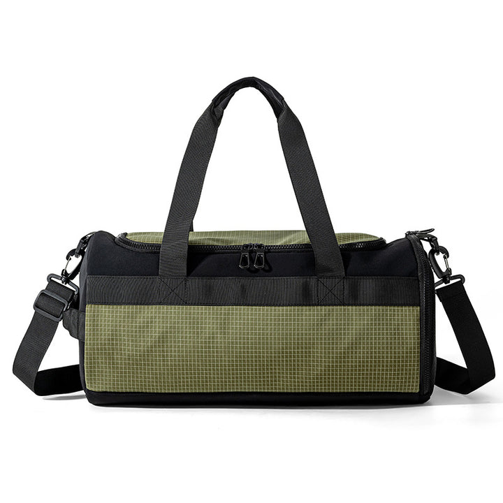 Practical sports and travel bag with ergonomic details Stornfield