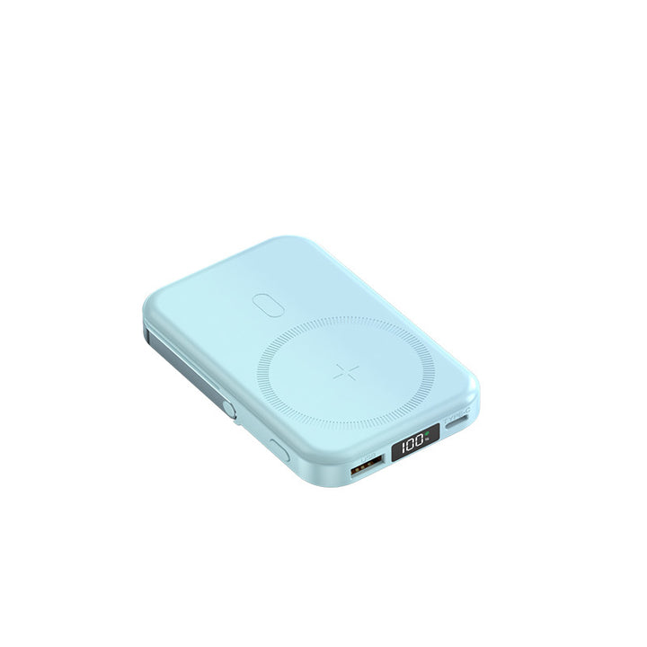 Portable Qi Powerbank with Digital Display Stornfield