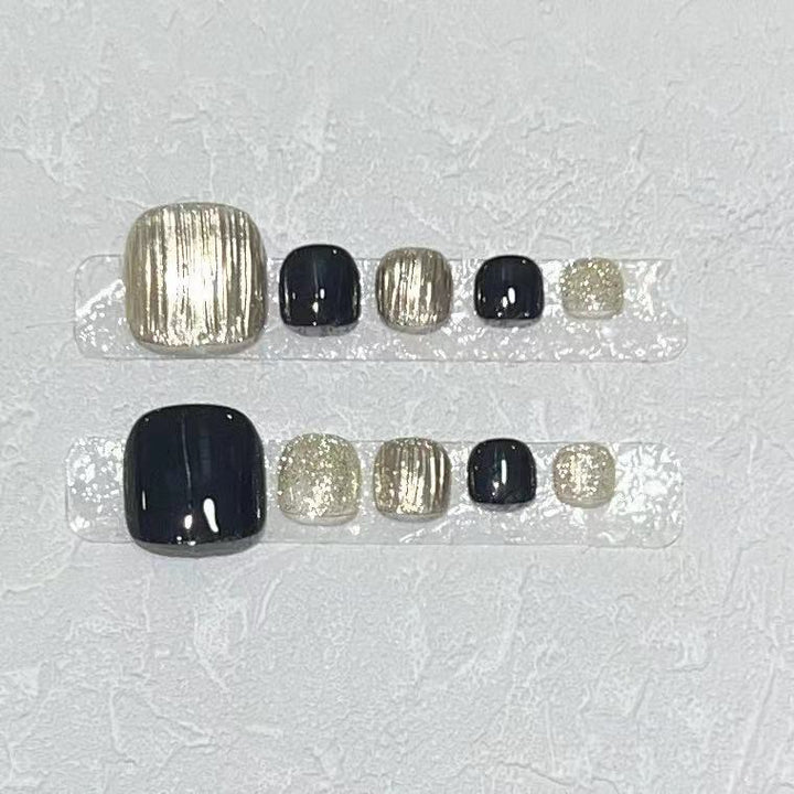 Press-On Nail Art Set with Elegant Metallic and Glitter Accents Stornfield