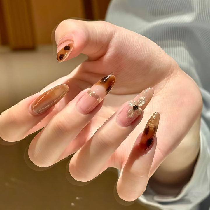 Elegant Decorative Press-On Nail Set Stornfield