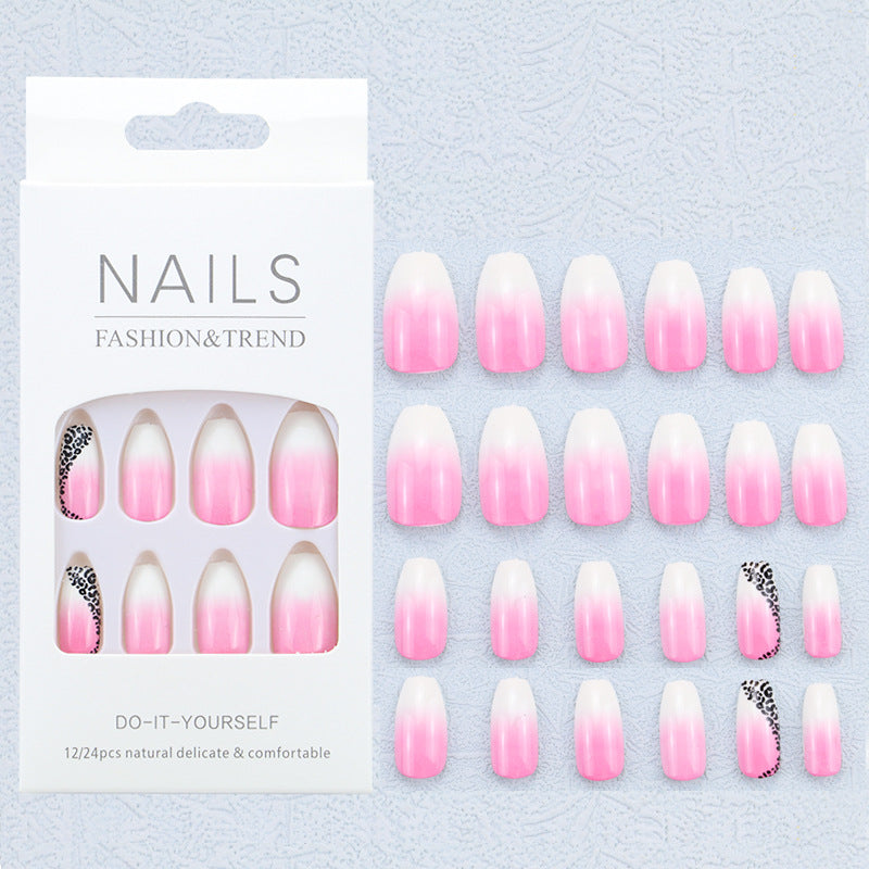 Artistic Graphic Press-On Nail Set Stornfield