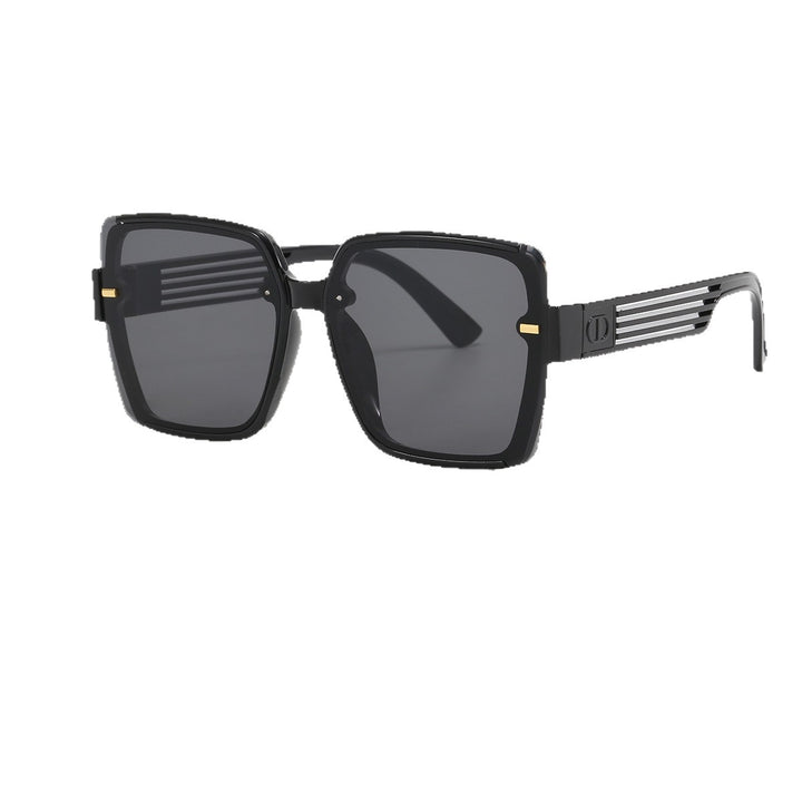 Women's trendy square sunglasses with UV protection and stylish frame Stornfield