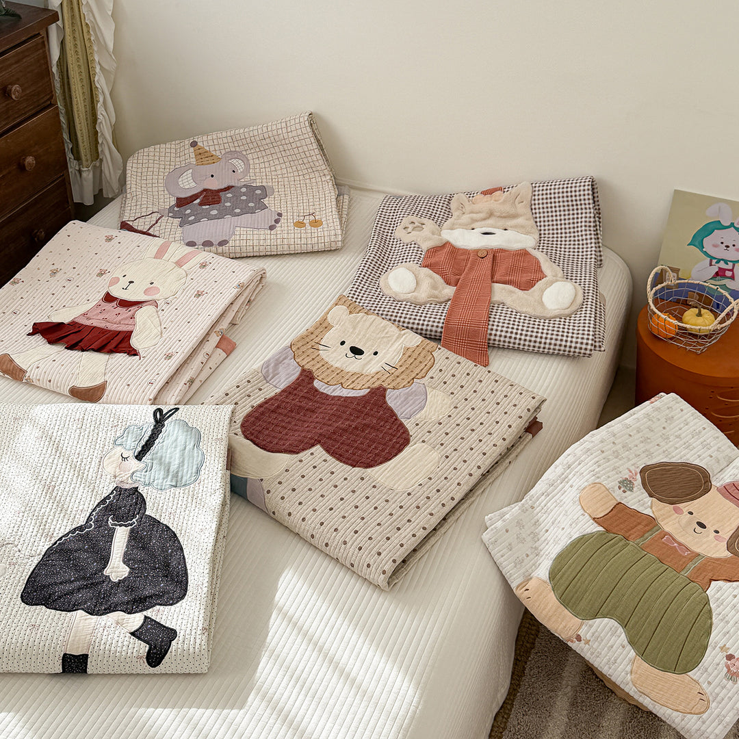 Quilted Bunny Applique Comforter and Pillowcase Set