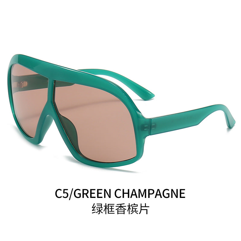 Women's sporty sunglasses with wide frame and polarized lenses Stornfield