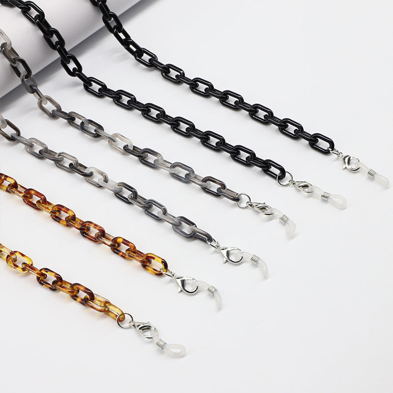 Fashionable Eyewear Chain Stornfield
