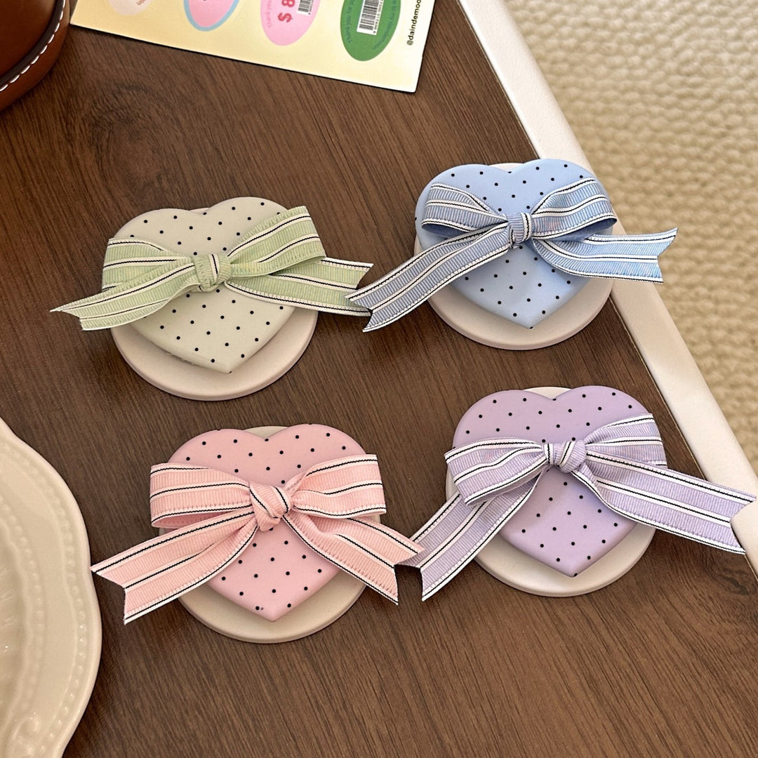 Heart-shaped cosmetic box with bow motif Stornfield