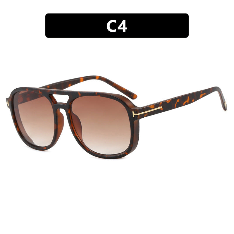 Women's square sunglasses with luxurious plastic frame and mirrored lenses Stornfield