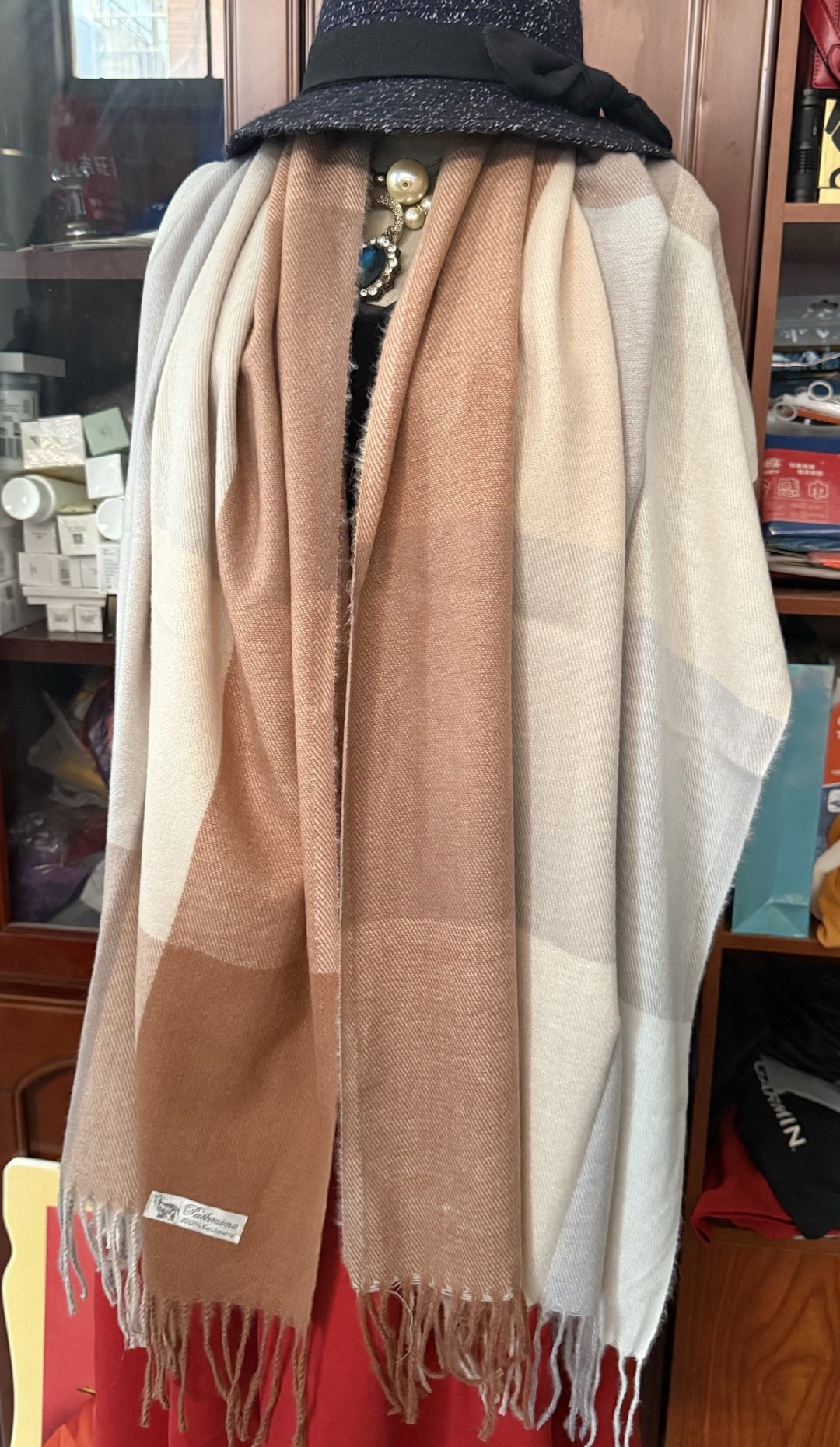 Ladies stylish patterned scarf Stornfield
