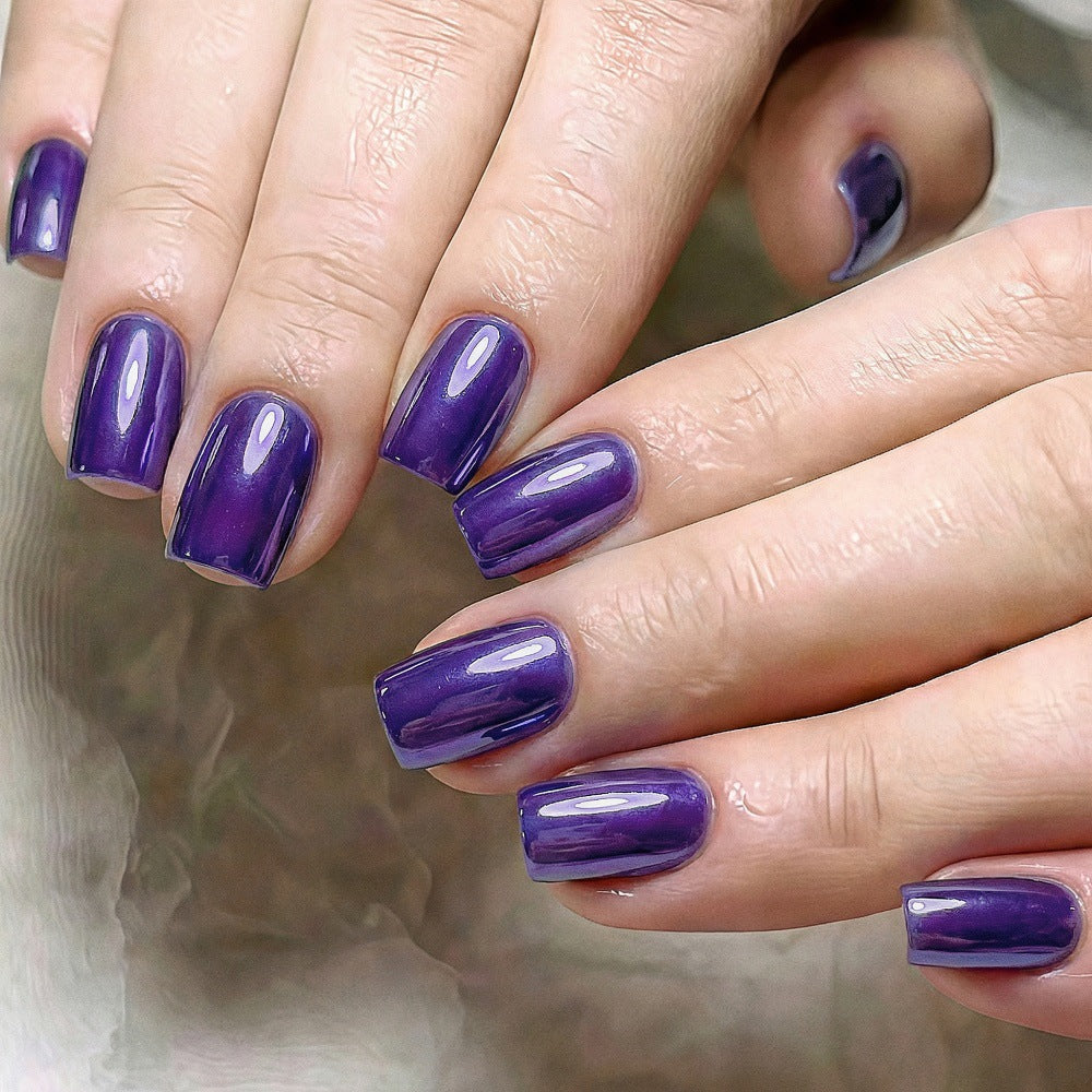 High-gloss artificial nails Stornfield
