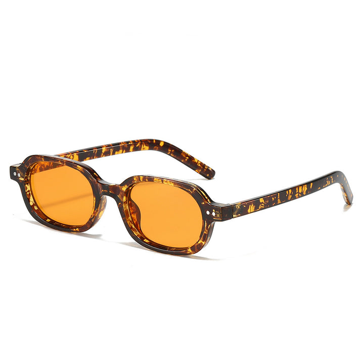 Stylish Vintage-Inspired Oval Sunglasses Stornfield