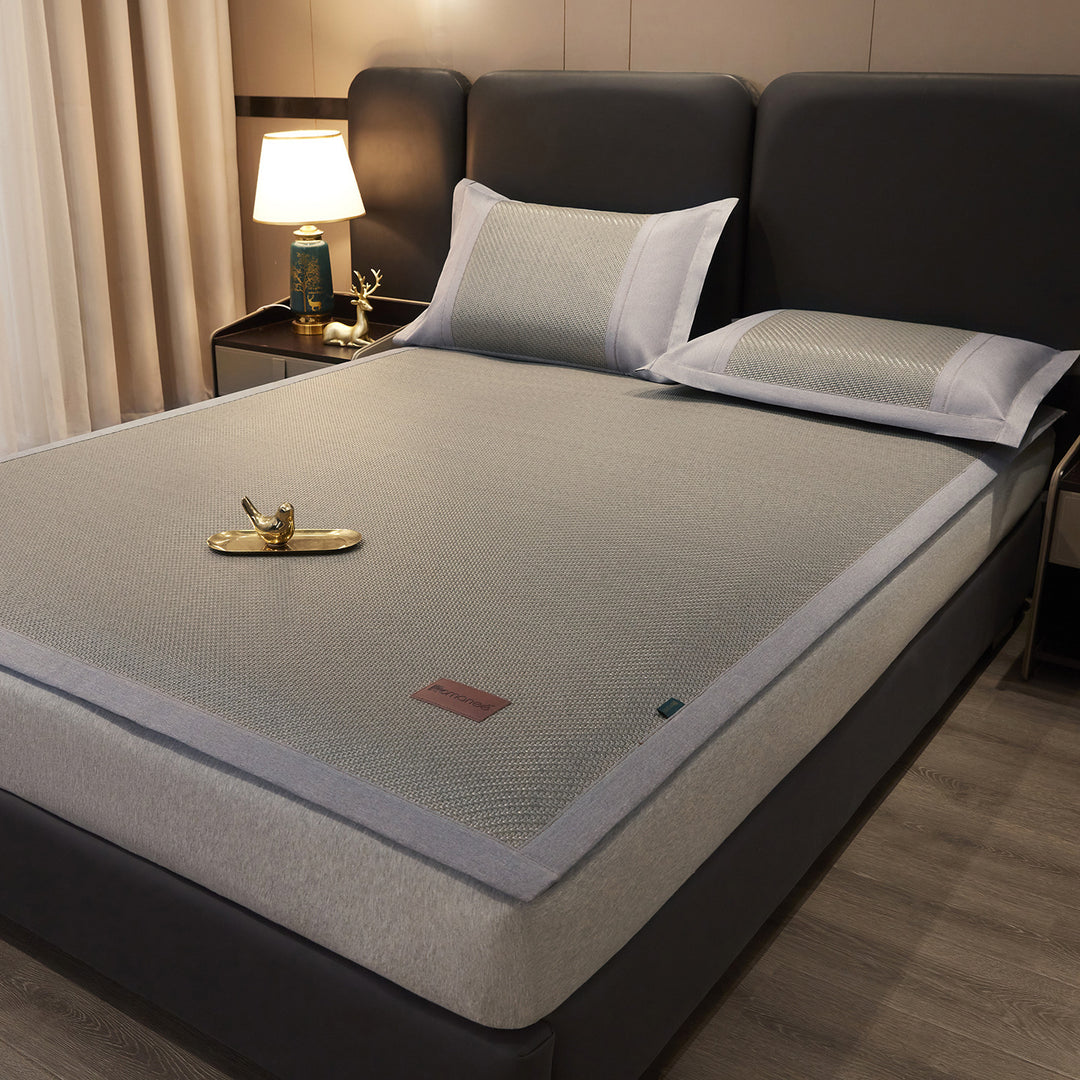 Decorative Breathable Memory Foam Mattress Topper Stornfield