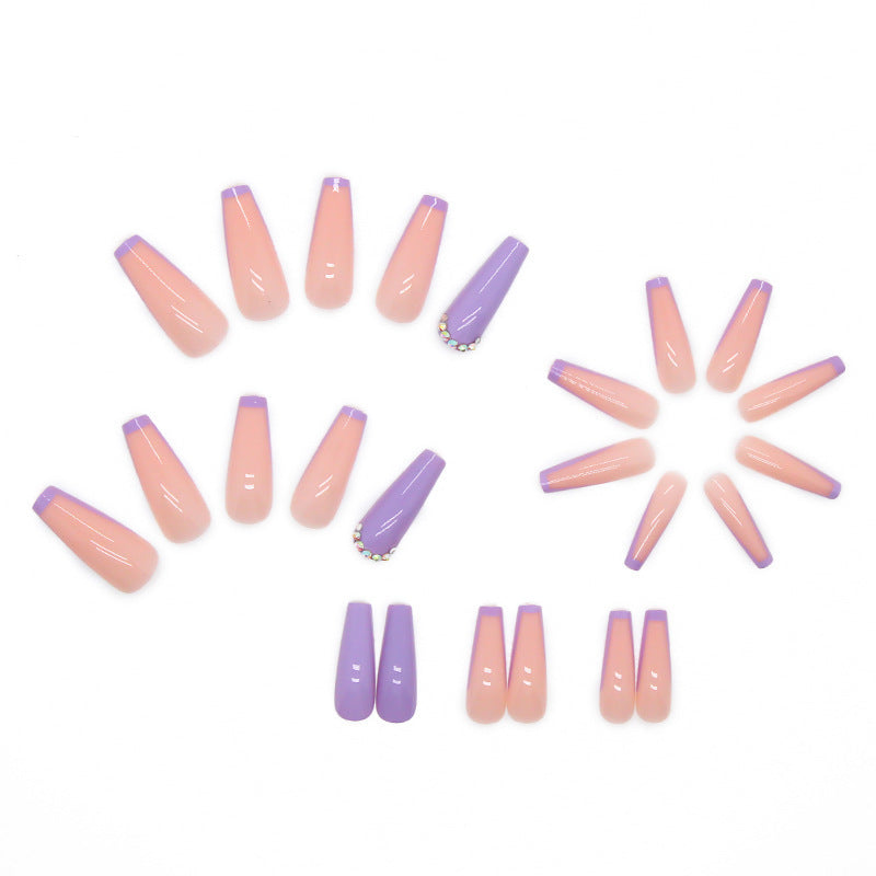Artificial nail set with elegant and sparkling design Stornfield