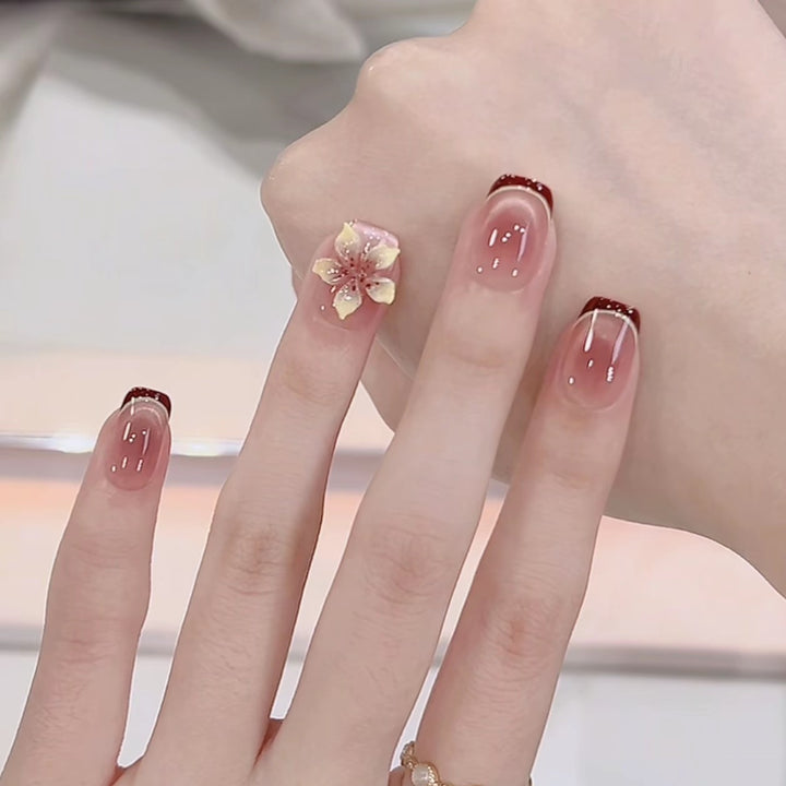 Elegant Floral Acrylic Nail Art Extensions