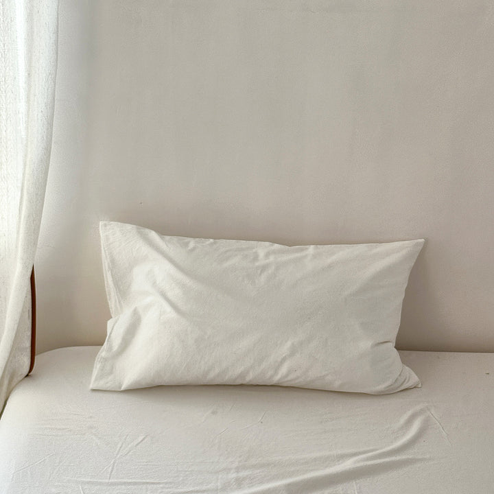 Cotton-linen pillowcase with hidden zipper