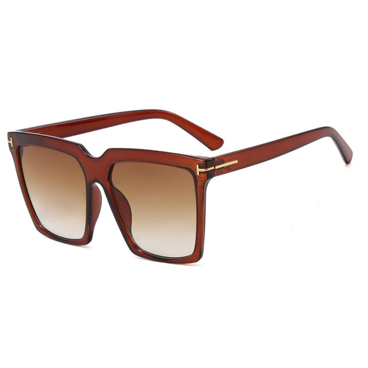 Women's oversized sunglasses with elegant and polarized lens design Stornfield
