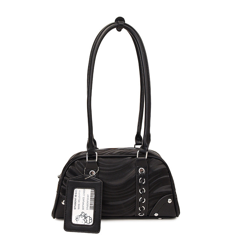 Vintage-Inspired Quilted Handbag