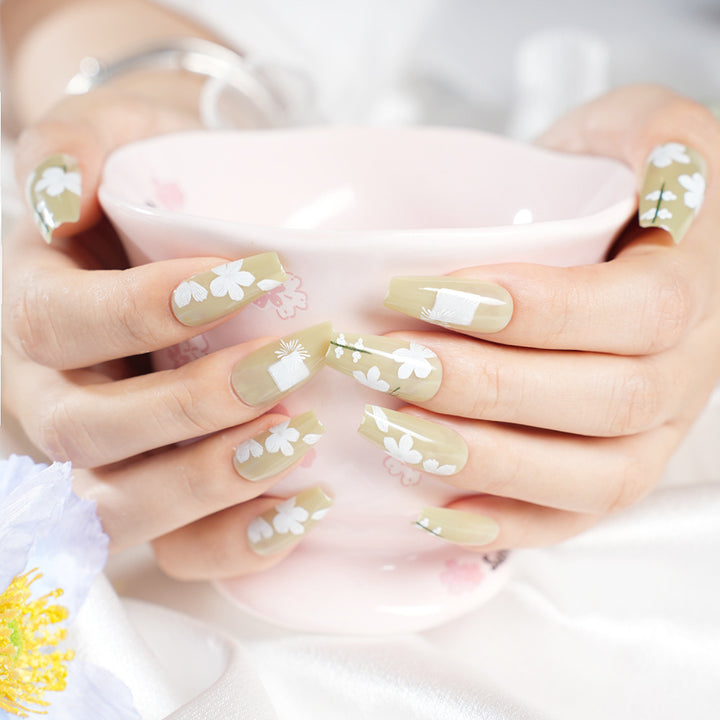 Artistic Floral Press-On Nail Art Stornfield