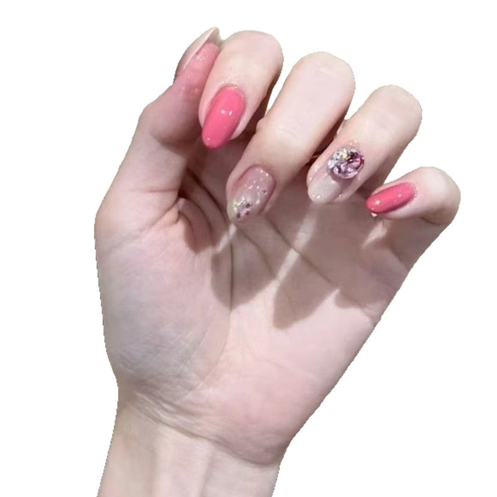 Elegant Floral Nail Art Extensions