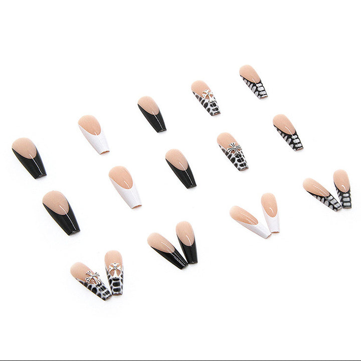 Artificial nail set with elegant 3D decorations and creative designs Stornfield