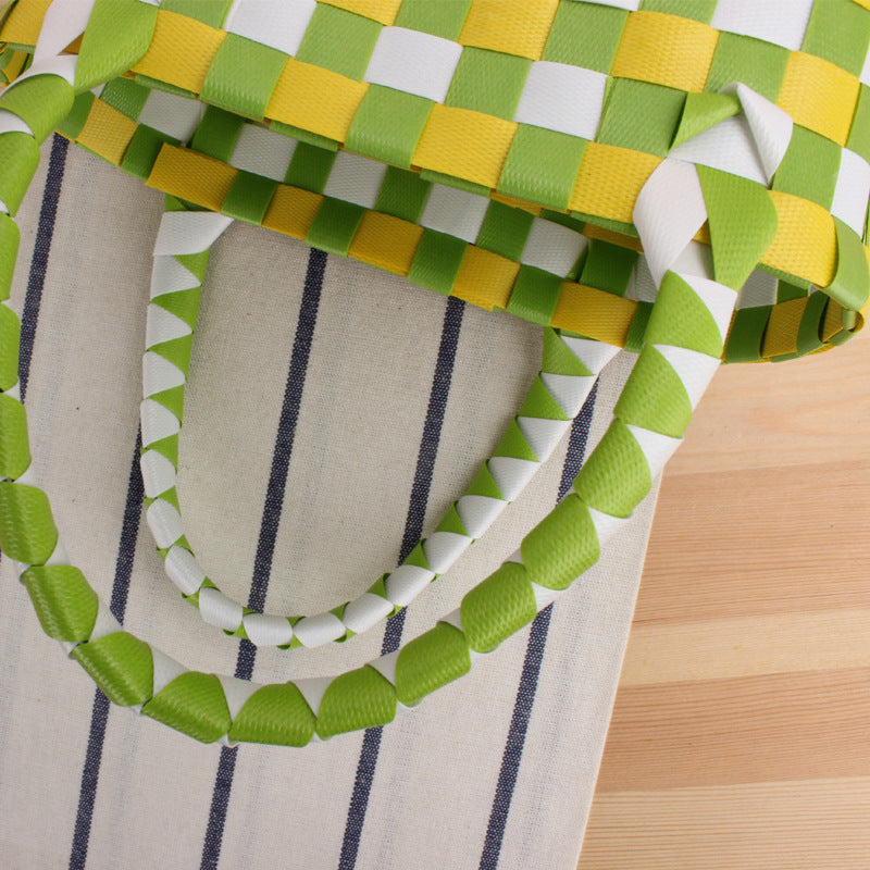 Handbag made of woven material with a stylish check pattern Stornfield