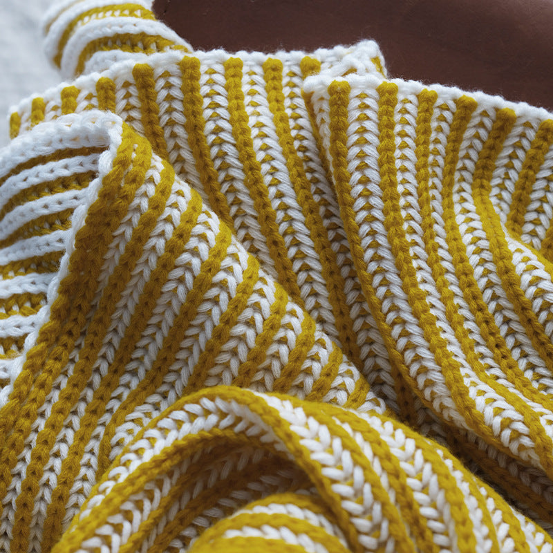 Stylish Knitted Throw Blanket