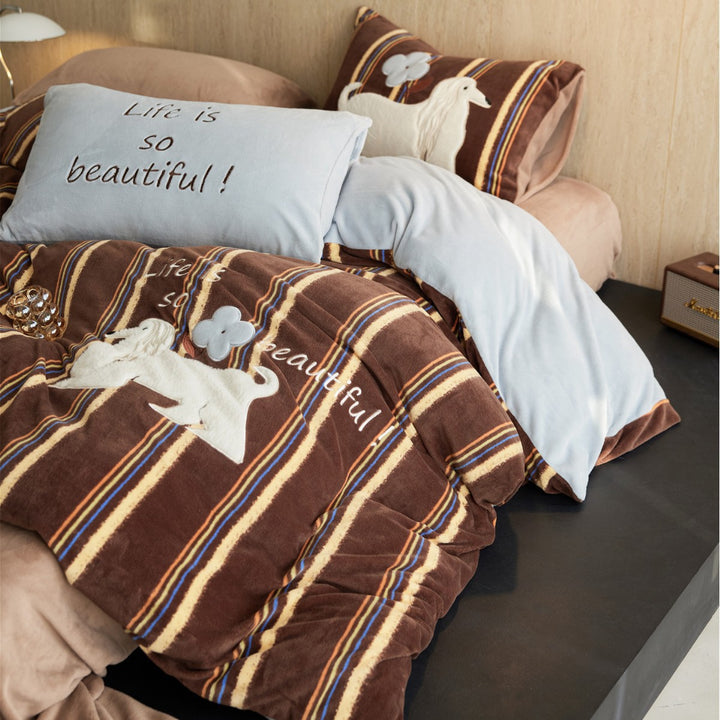 Plaid Cotton Duvet Cover Set with Embroidered Scottie Dog Appliqué and Reversible Plush Lining