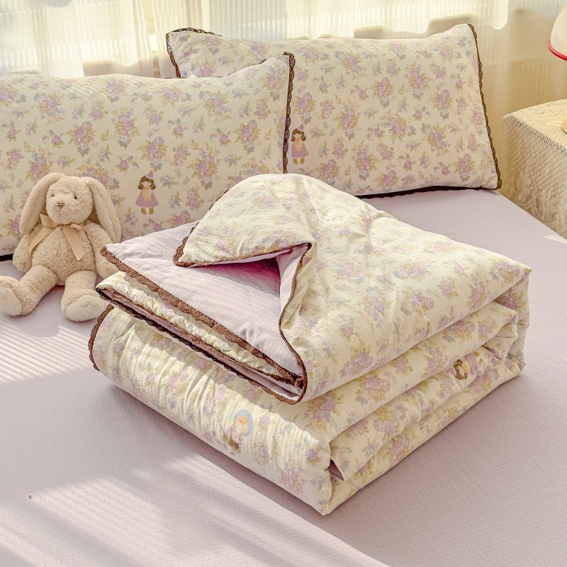 Floral Patterned Quilted Bedspread