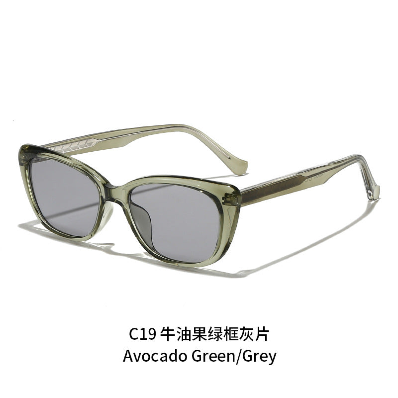 Ladies elegant sunglasses in modern cat-eye style Stornfield