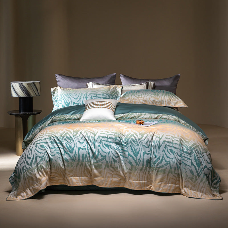 Luxury Satin-Blend Leopard Jacquard Duvet Cover Set with Contrast Border