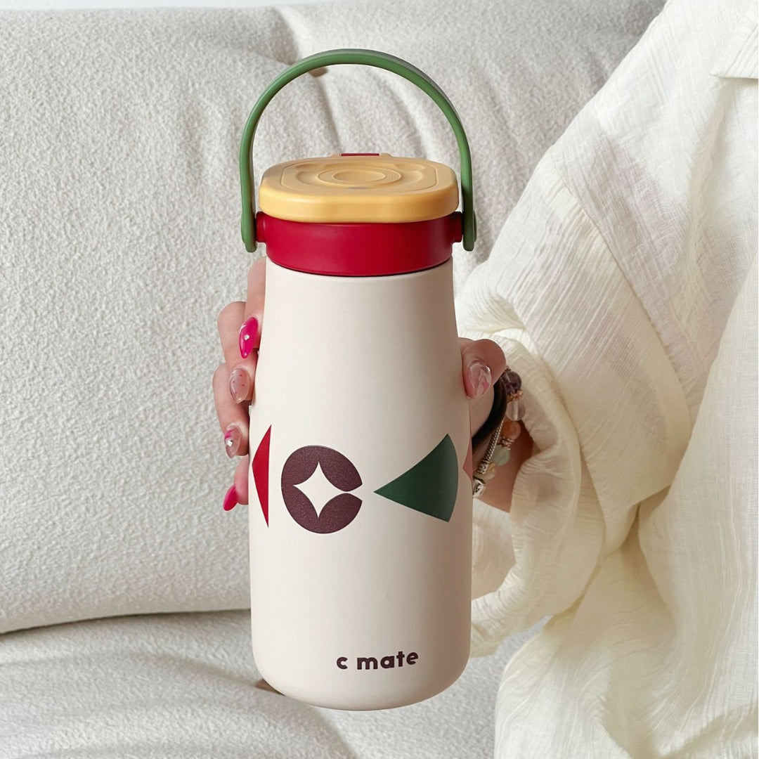 Women's ergonomic water bottle with practical carrying handle Stornfield