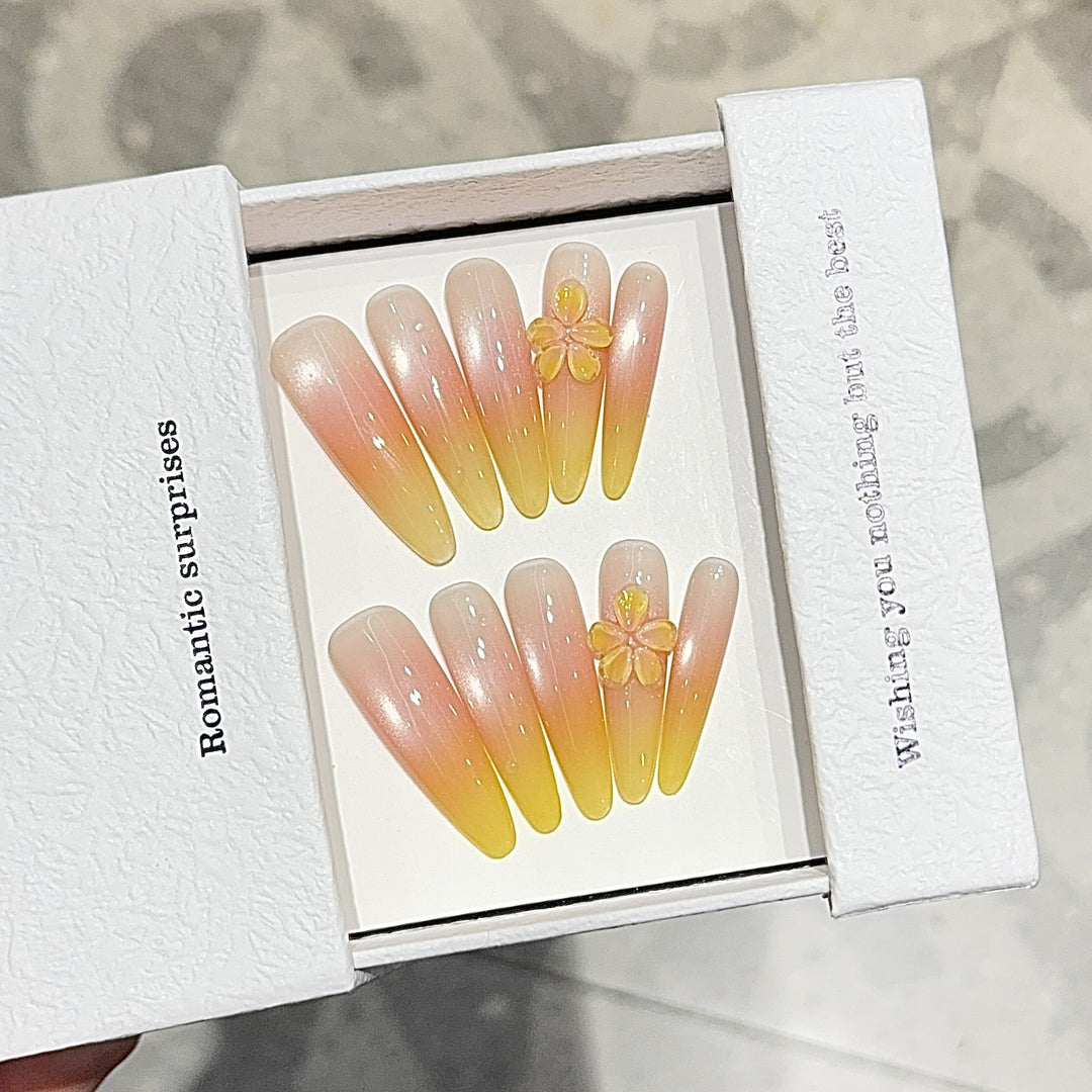 Elegant Artificial Nails with Romantic Ombre Effect Stornfield