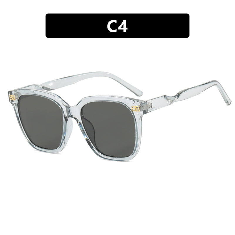 Women square sunglasses with elegant frame structure and UV protection Stornfield