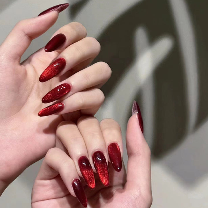 Artful Stiletto Nails with Glitter and Glamour Stornfield