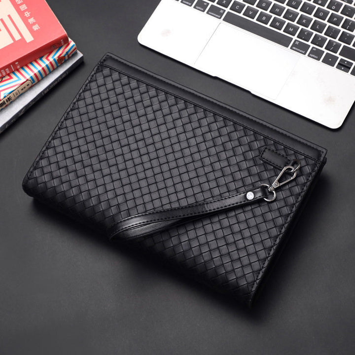 Elegant and Multifunctional Clutch Stornfield