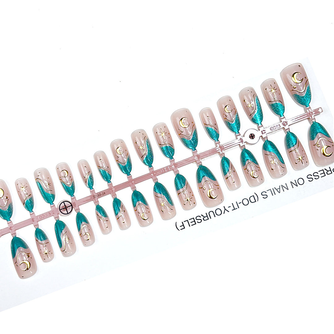 Premium Artistic Press-On Nail Set Stornfield