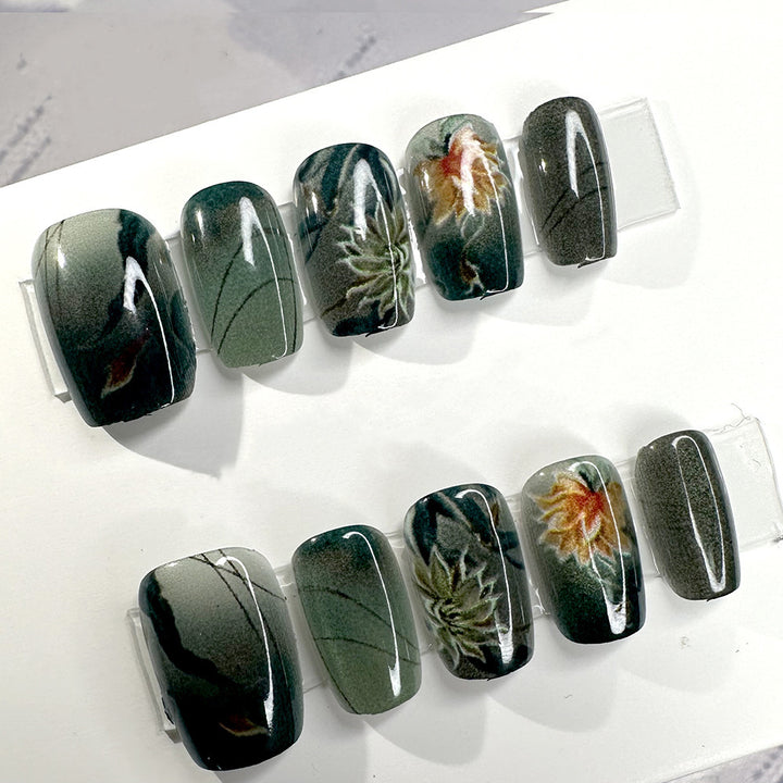Artistic Floral Design Press-On Nails Stornfield