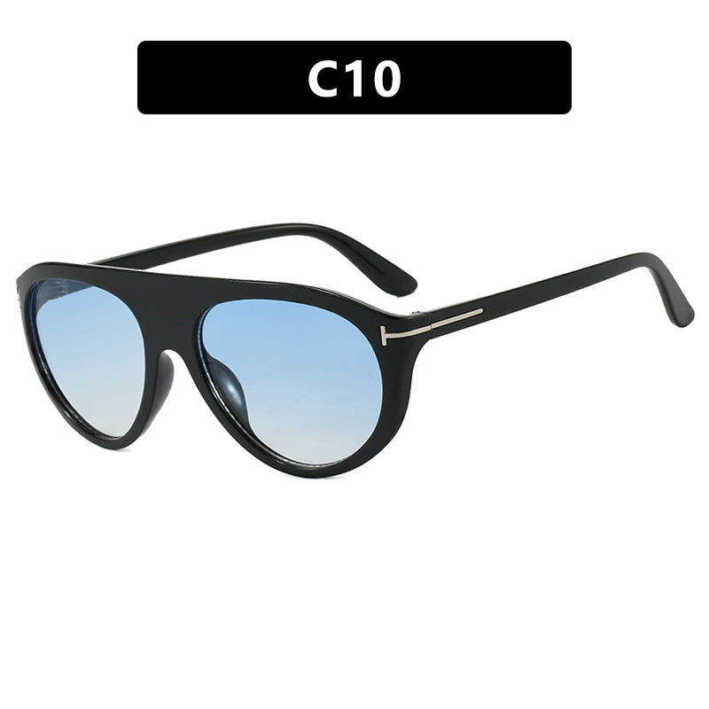 Women's Cat-Eye Sunglasses with protective UV filter and mirrored lenses Stornfield