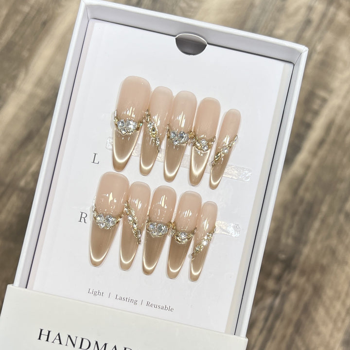 Elegant Stiletto Press-On Nail Set with Rhinestone Design Stornfield