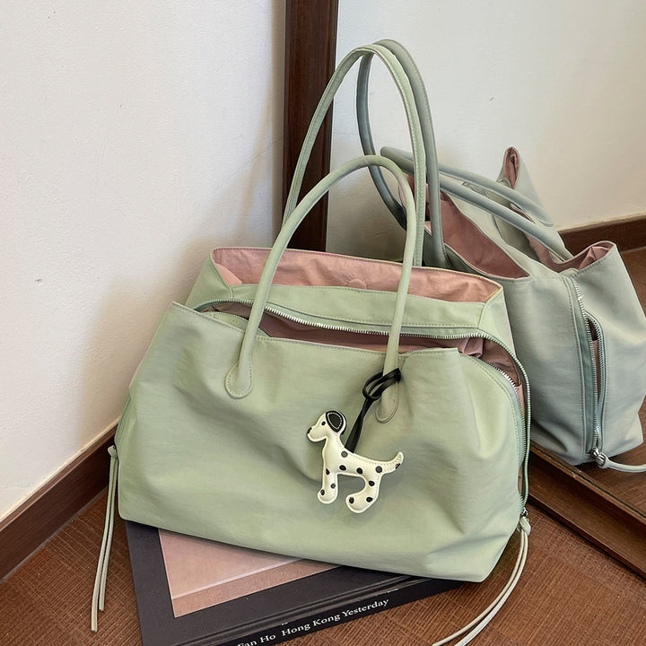 Elegant Handbag with Practical Interior Stornfield